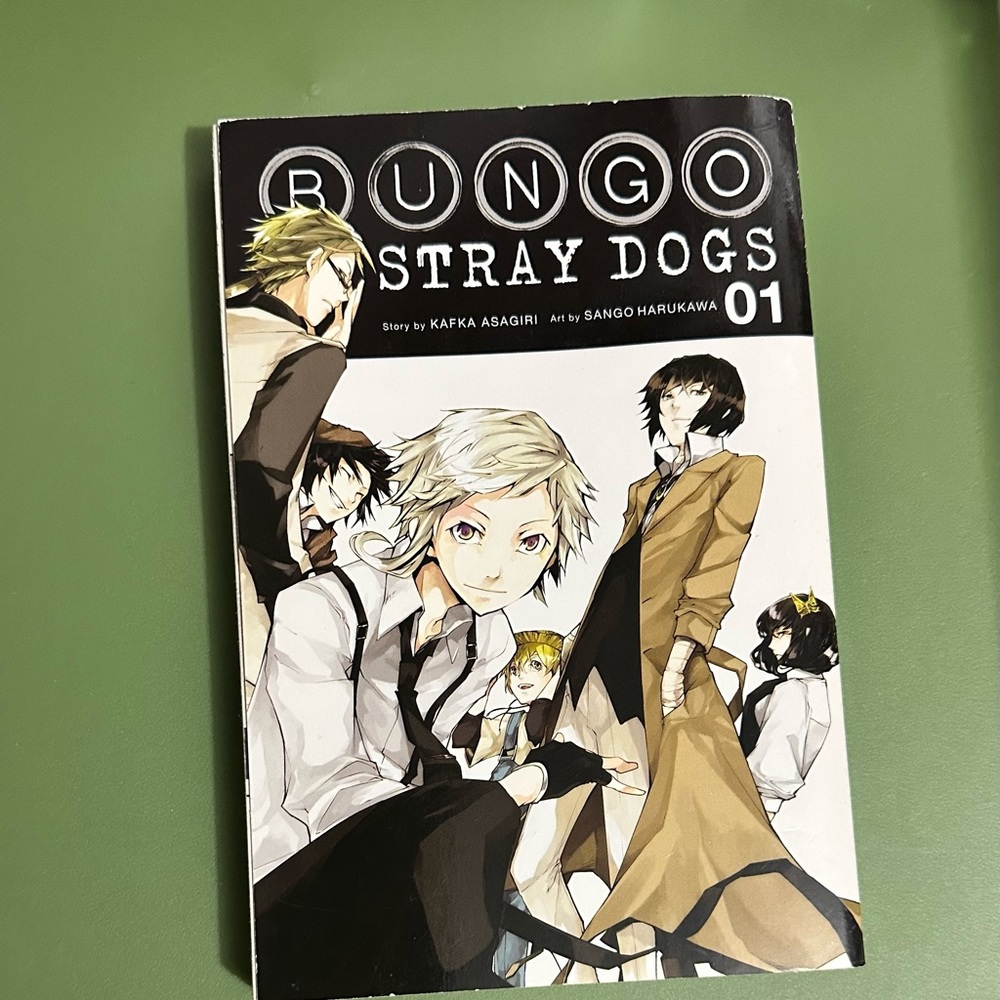 Kafka Asagiri & Sango Harukawa Book Bungo Stray Dogs 01